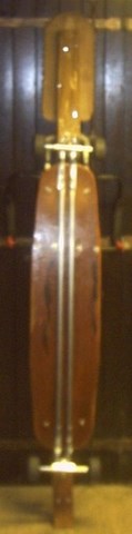 Phase5: L'engin étant trop flexible , j'ai dut ajouter des barres  en acier pour renforcer la structure .